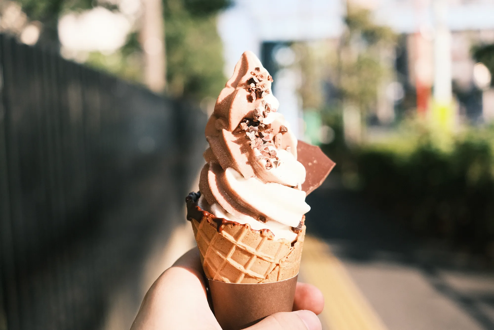 三宿にあるチョコレート屋さんのソフトクリーム。濃厚で良い